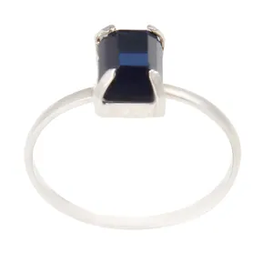 انگشتر نقره زنانه بازرگانی میلادی مدل اونیکس کد AW_500