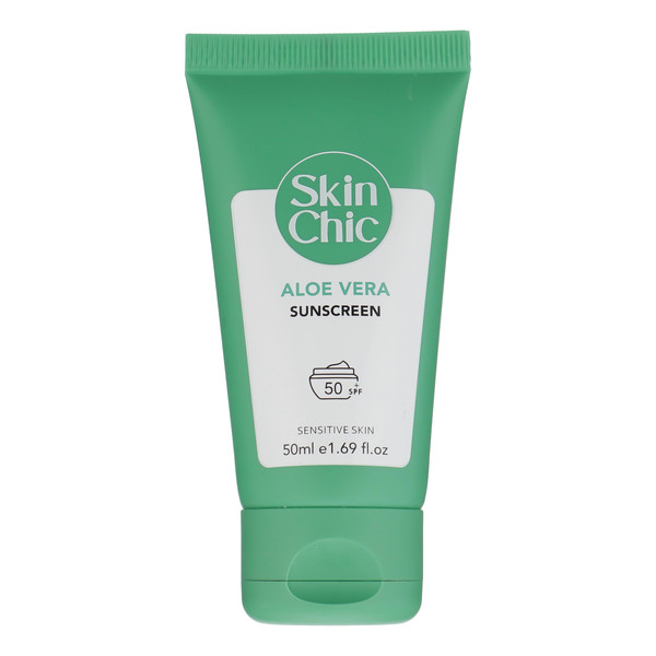 کرم ضد آفتاب بدون رنگ اسکین شیک SPF 50 مدل Aloe Vera  ‌مناسب پوست‌های حساس حجم 50 میلی‌لیتر