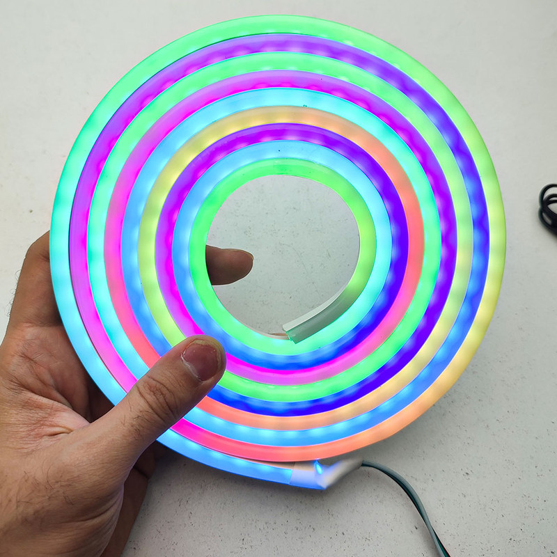ریسه نئون فلکسی مدل IC-12V-RGB طول 3 متر