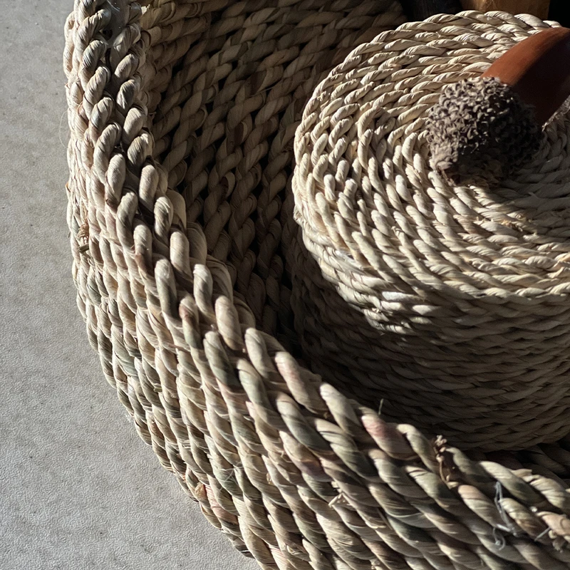 عکس شماره 9 : سینی حصیری مدل خوتکا