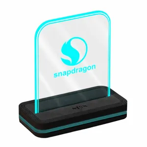 Neon design SNPDRGN LED Stand