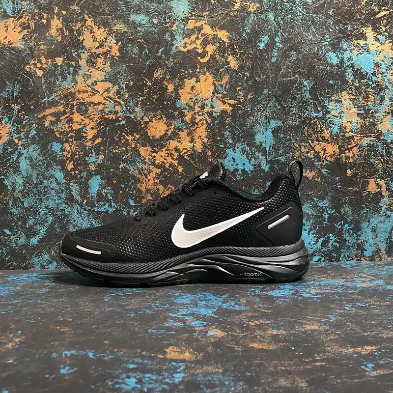 کفش مخصوص دویدن مدل     ZOOM WINFLO 9X BKSILCH-100056028