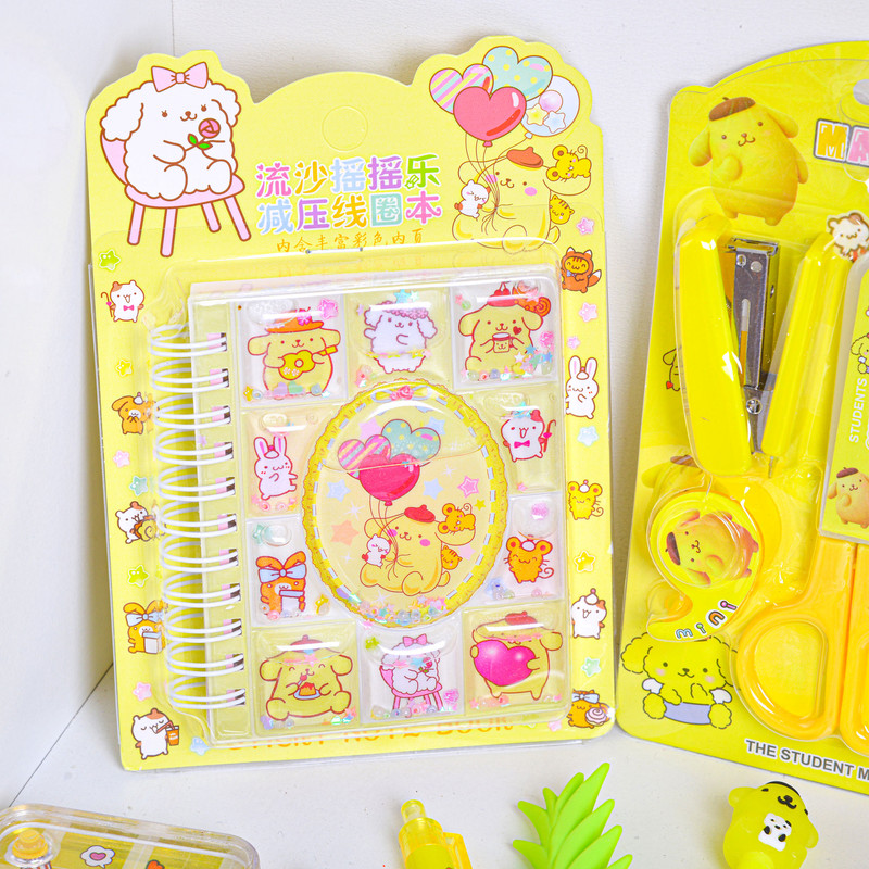 بسته لوازم تحریر مدل کرومی و سانریو مجموعه 8 عددی