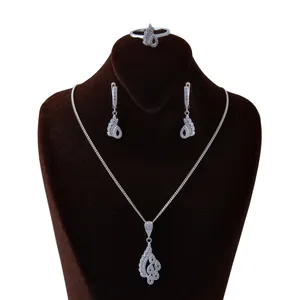  نیم ست نقره زنانه بازرگانی میلادی کد NTR_139 