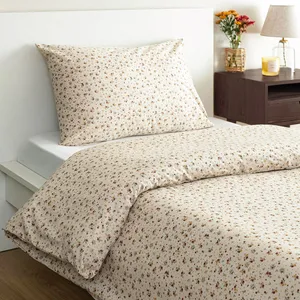 سرویس ملحفه ال سی دابلیو هوم مدل Cicekler  یک نفره دو تکه