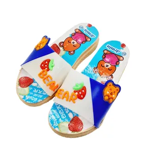 دمپایی بچگانه مدل توت فرنگی کد W-111