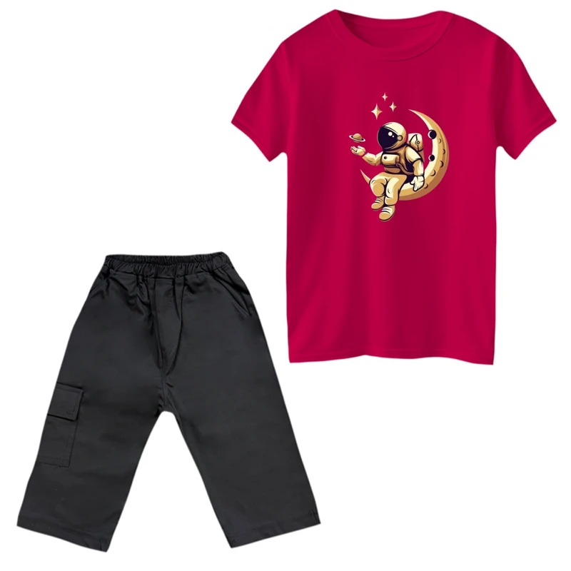 ست تی‌شرت و شلوارک پسرانه مدل فضانورد و ماه رنگ سرخابی