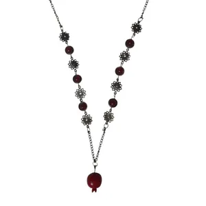 گردنبند دخترانه مدل رو لباسی طرح یلدایی انار و ستاره کد mn55