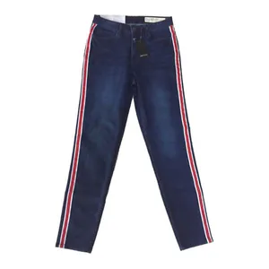 شلوار جین زنانه اسمارا مدل 7653696