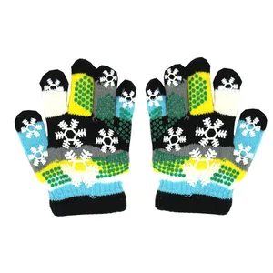 دستکش بافت بچگانه مدل AM 52