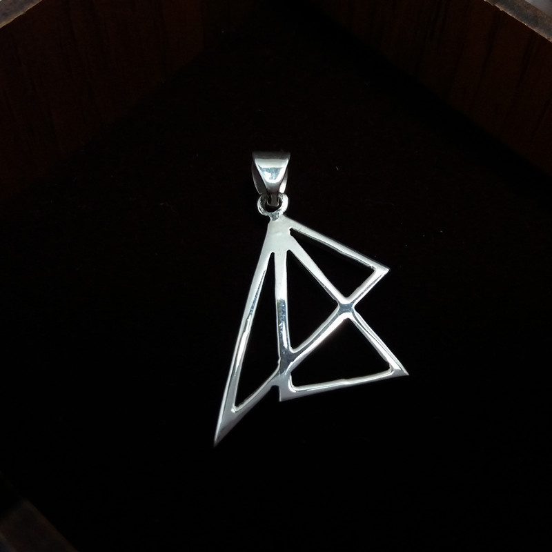 آویز گردنبند نقره مدل مثلث تو در تو