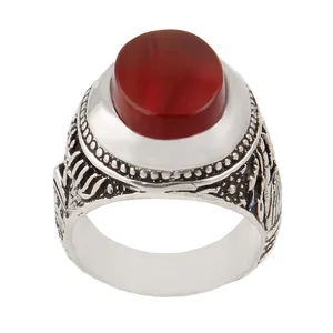 انگشتر نقره مردانه بازرگانی میلادی مدل سنگ عقیق یمنی کهنه رکاب دست ساز سیاه قلم کد AM_1659