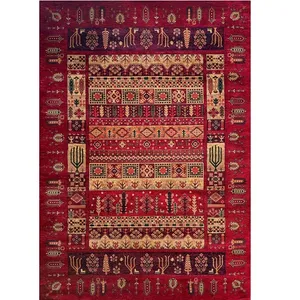 فرش ماشینی 700 شانه فرش بزرگمهر زمینه قرمز لاکی حاشیه شرابی مدل ۷۸۱۰۲