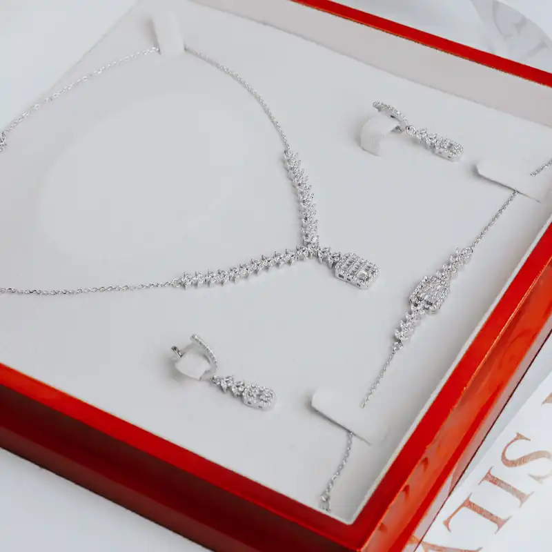 نیم ست نقره زنانه جی تی ای مدل جی نایس 58