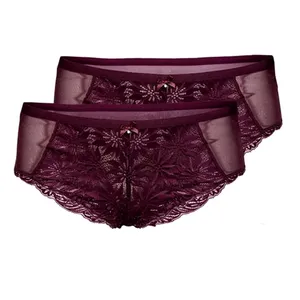 شورت زنانه اسمارا مدل هیپستر