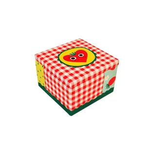 جعبه هدیه طرح توت فرنگی 