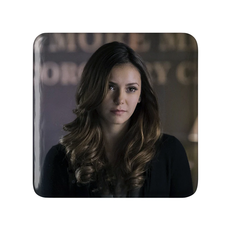 مگنت خندالو طرح الینا گیلبرت خاطرات یک خون آشام The Vampire Diaries  مدل مربعی کد 20292