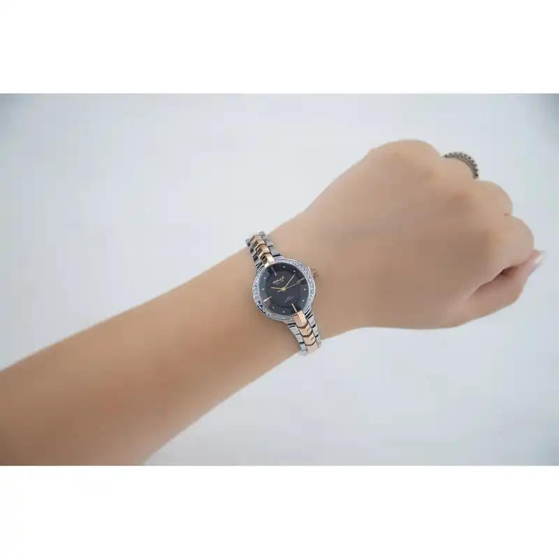 ساعت مچی عقربه ای زنانه اوماکس مدل OJEC046N012