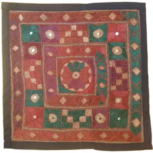 رومیزی سوزن دوزی مدل عسلی کد SOO63