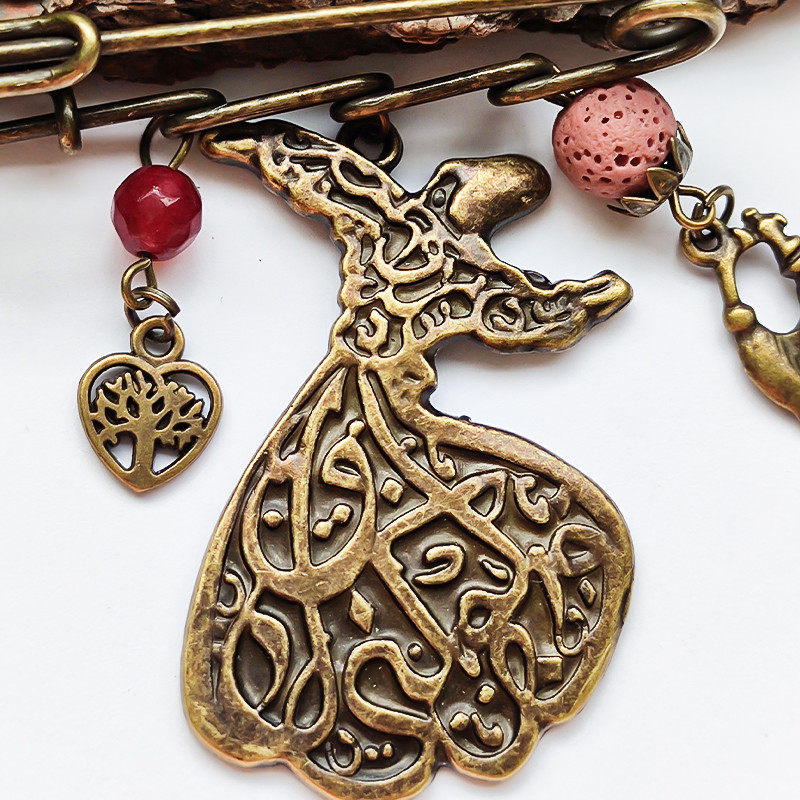 گل سینه زنانه مدل قلب مولانا