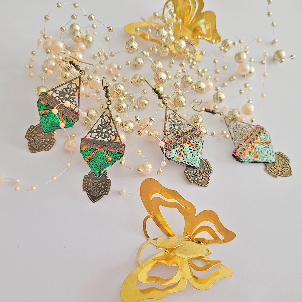 گوشواره دست دوز زنانه مدل  سوزندوزی