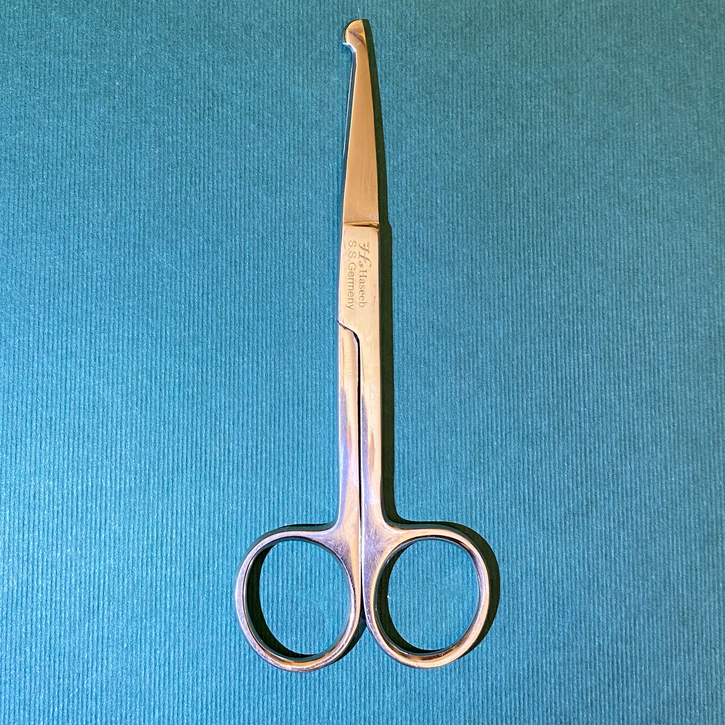 قیچی پزشکی مدل Haseeb