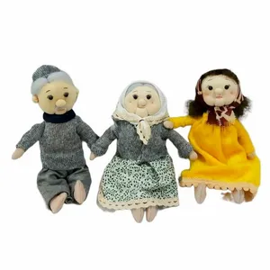 عروسک طرح پدربزرگ مادربزرگ و دختر مجموعه 3 عددی