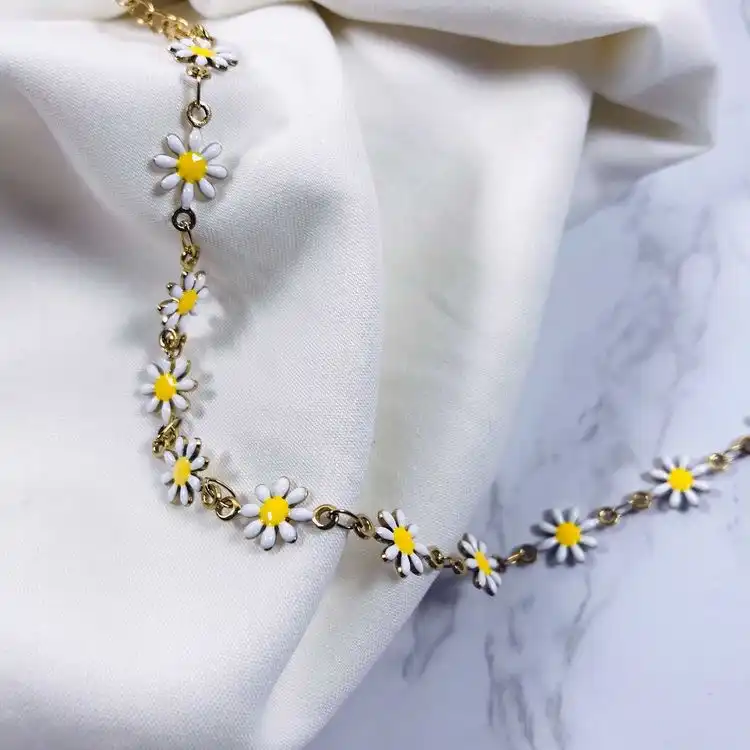 گردنبند زنانه مدل گل بابونه