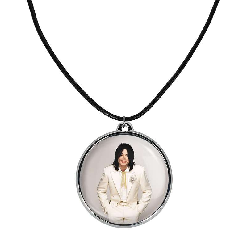 گردنبند خندالو مدل مایکل جکسون Michael Jackson کد 1924119245 گردنبند خندالو مدل مایکل جکسون Michael Jackson کد 1924119245