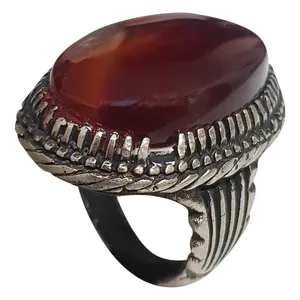 انگشتر نقره مردانه مدل عقیق یمنی هاله دار AY228175