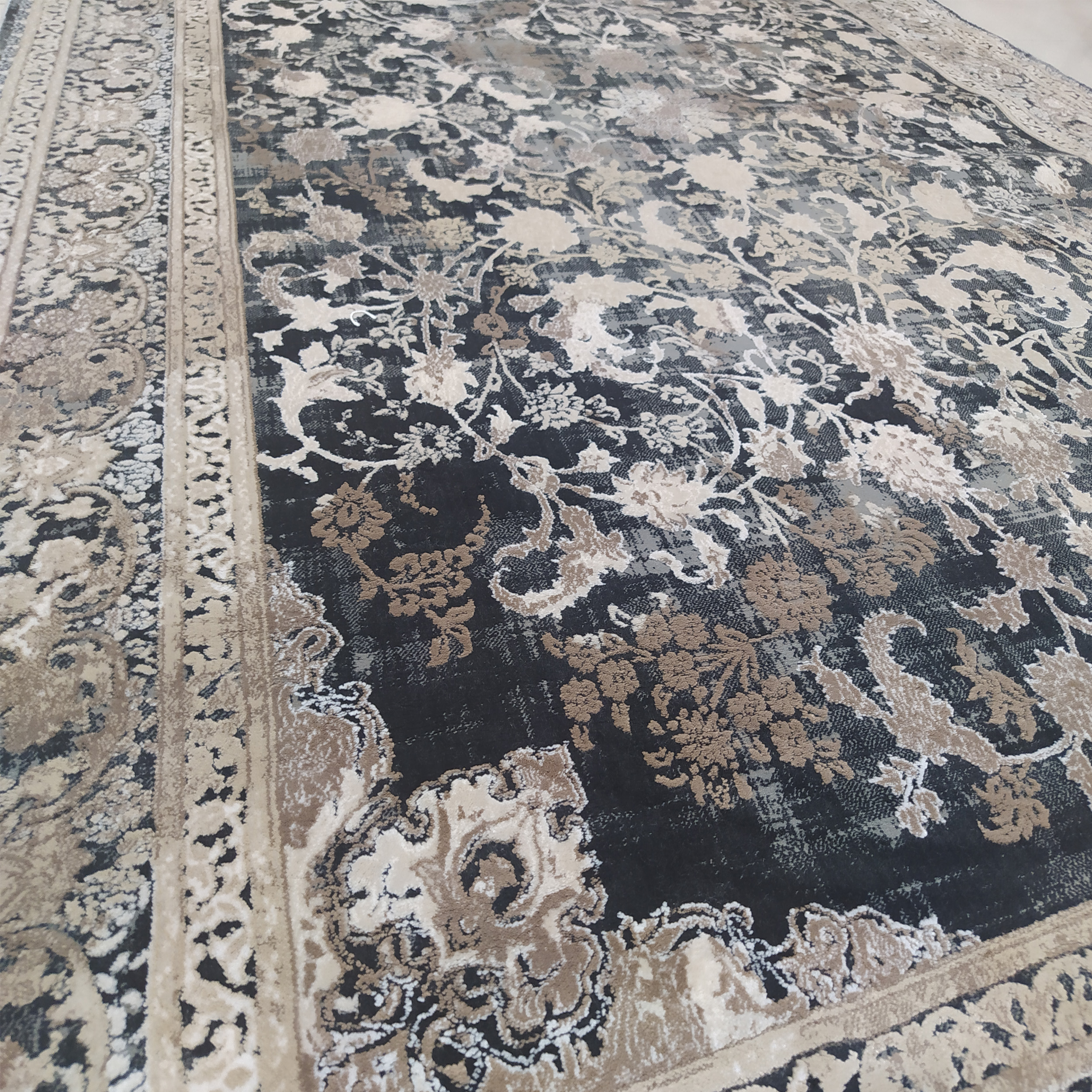 فرش ماشینی راشل طرح پتینه کد 7103 زمینه مشکی