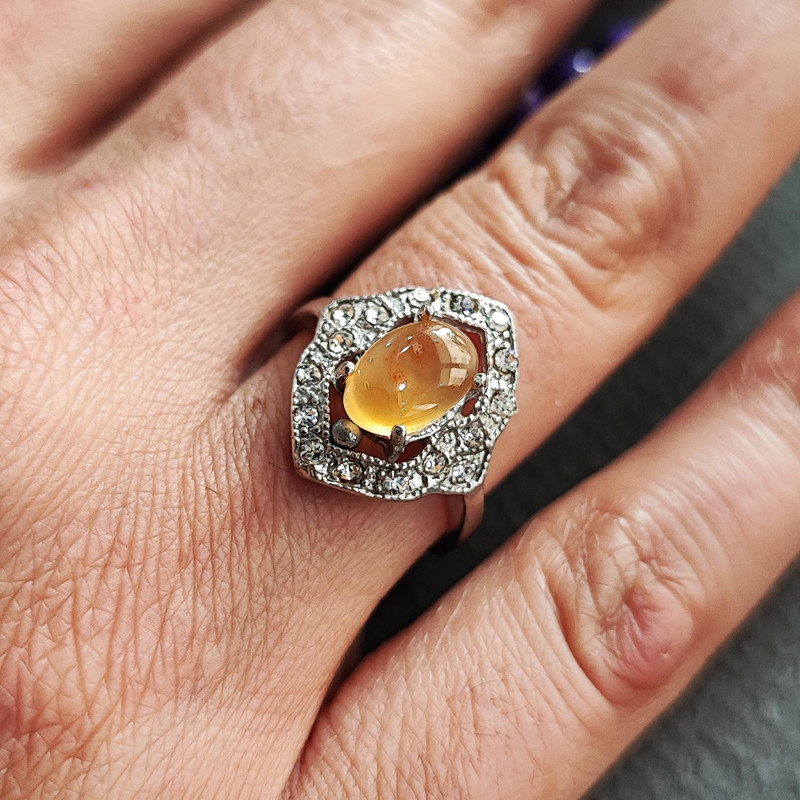 انگشتر نقره زنانه مدل عقیق یمنی کد YW4210 انگشتر نقره زنانه مدل عقیق یمنی کد YW4210