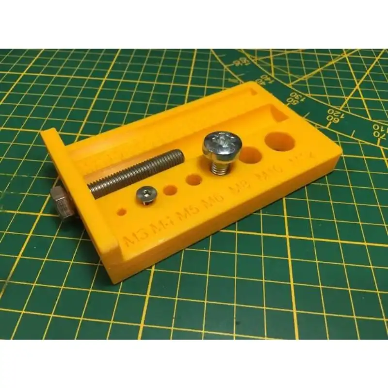 ضخامت سنج مدل اندازه گیری طول و قطر پیچ