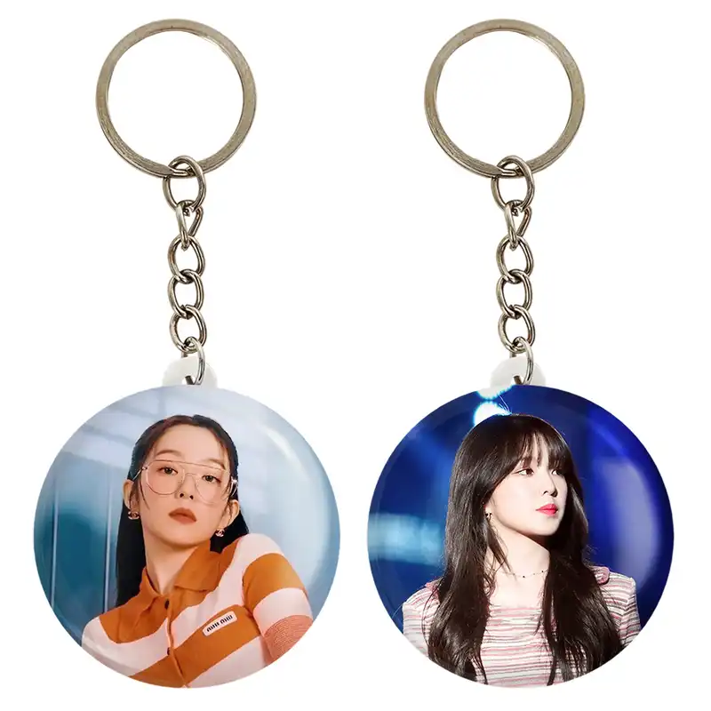 جاکلیدی خندالو مدل آیرین گروه رد ولوت Red Velvet کد 1967219662 مجموعه 2 عددی