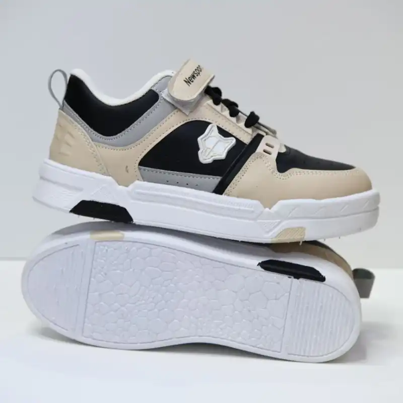 کفش مخصوص پیاده روی بچگانه مدل wolf