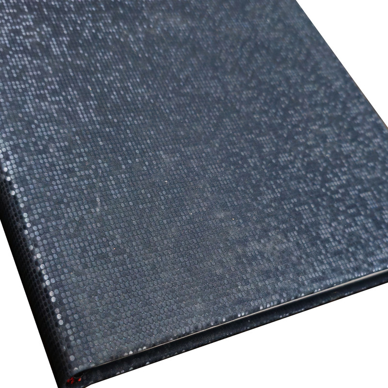 سالنامه سال 1404 انتشارات ایلیامهر کد 117006449 به همراه تقویم رومیزی