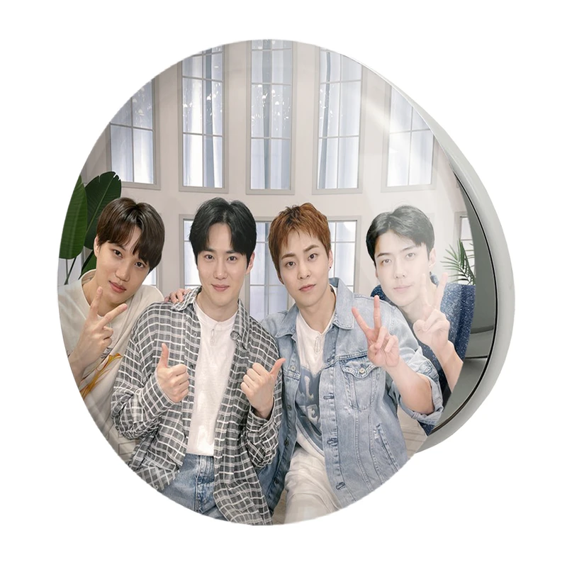 آینه جیبی خندالو طرح گروه اکسو EXO مدل تاشو کد 16790 