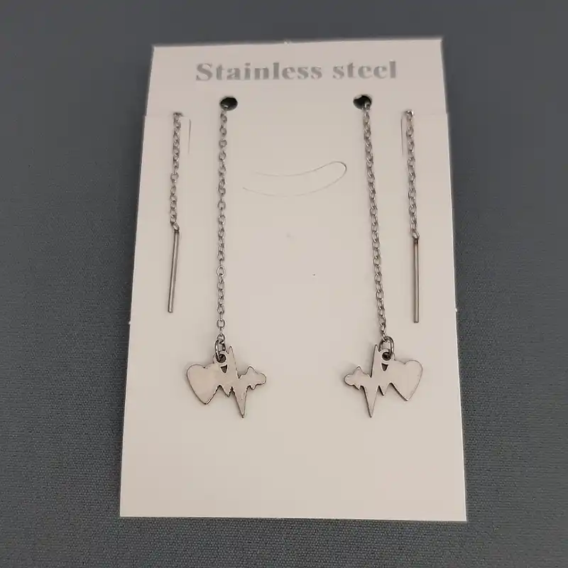 گوشواره زنانه مدل بخیه ای طرح قلب و ضربان