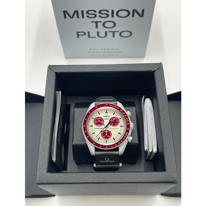 ساعت مچی عقربه ای مدل pluto