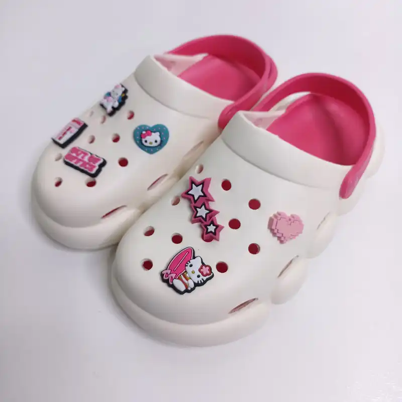 صندل زنانه مدل جلوبسته رکابدار طرح کیتی کد 1577-DPK