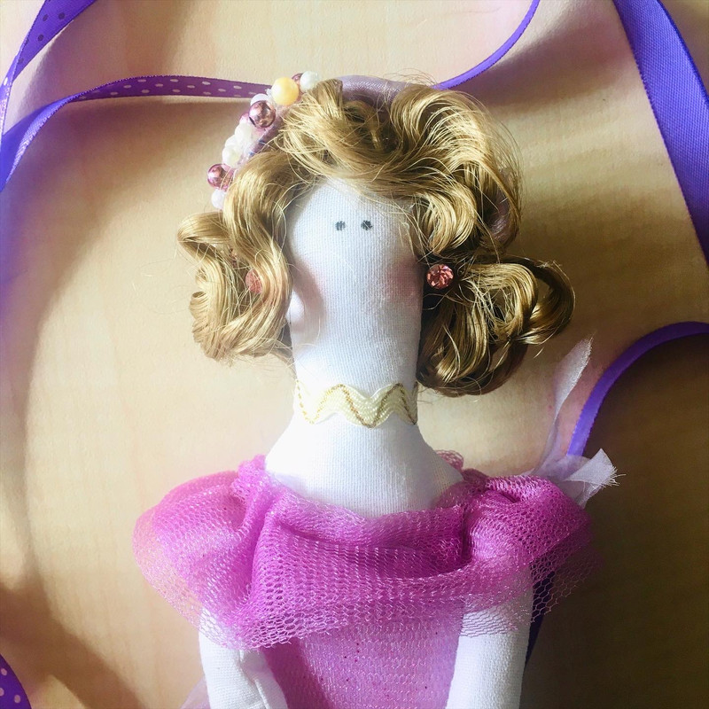 عروسک مدل تیلدا طرح مروارید کد ۰۹ ارتفاع ۴۰ سانتی متر