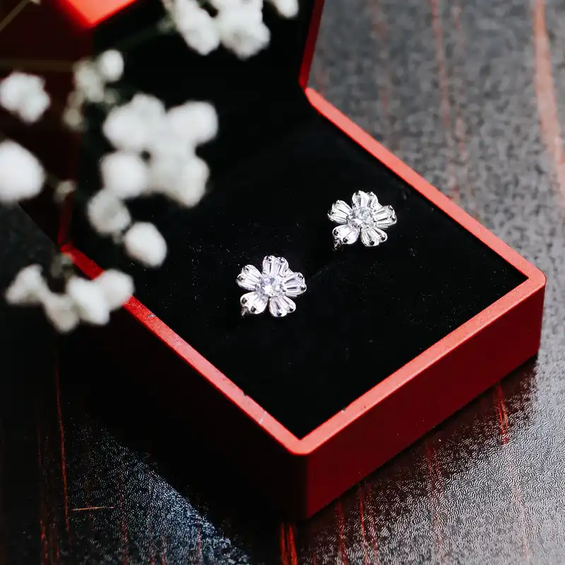 گوشواره نقره زنانه جی تی ای مدل جی نایس 30