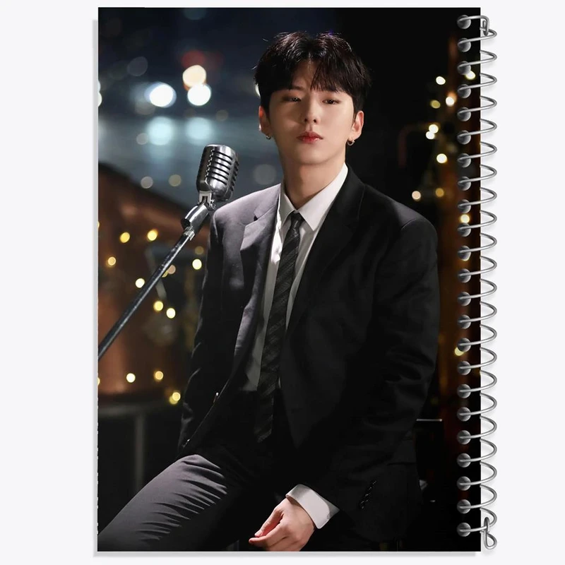 دفتر مشق 50 برگ خندالو مدل کیهیون گروه مانستا اکس MONSTA X  کد 12267
