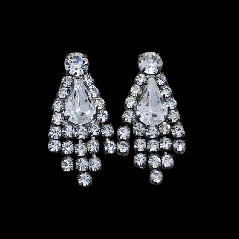 گوشواره میخی زنانه آی ام مدل E3125