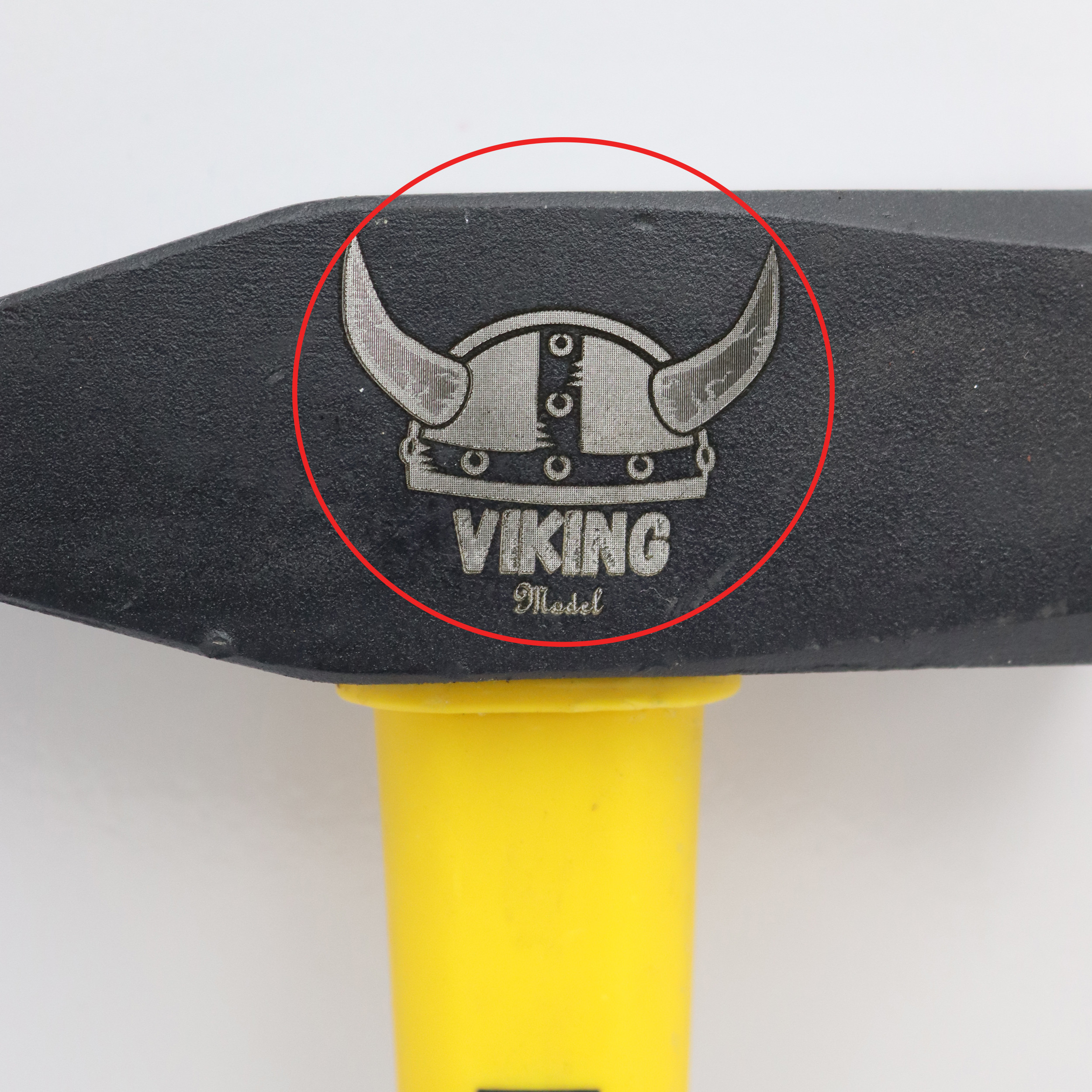 چکش مدل وایکینگ کد YPW-MOHANDESI-2000GR وزن 2350 گرم چکش مدل وایکینگ کد YPW-MOHANDESI-2000GR وزن 2350 گرم