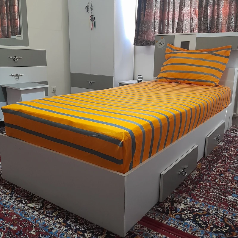 سرویس ملحفه مدل ni03096 طرح راه راه کد 90 یک نفره دو تکه