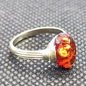 انگشتر نقره زنانه مدل سنگ کهربا لهستانی کد 9502