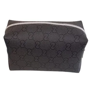 کیف لوازم آرایش زنانه مدل M05