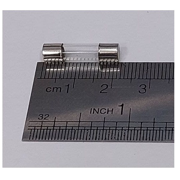 فیوز شیشه ای 2.5 آمپر مدل 2.5M-250V بسته 10 عددی