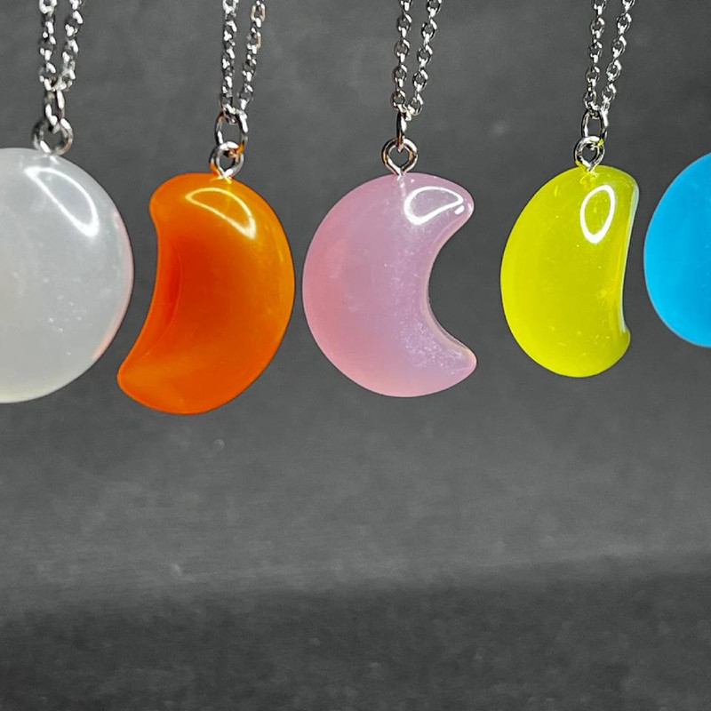 گردنبند زنانه مدل ماه شبتاب گردنبند زنانه مدل ماه شبتاب